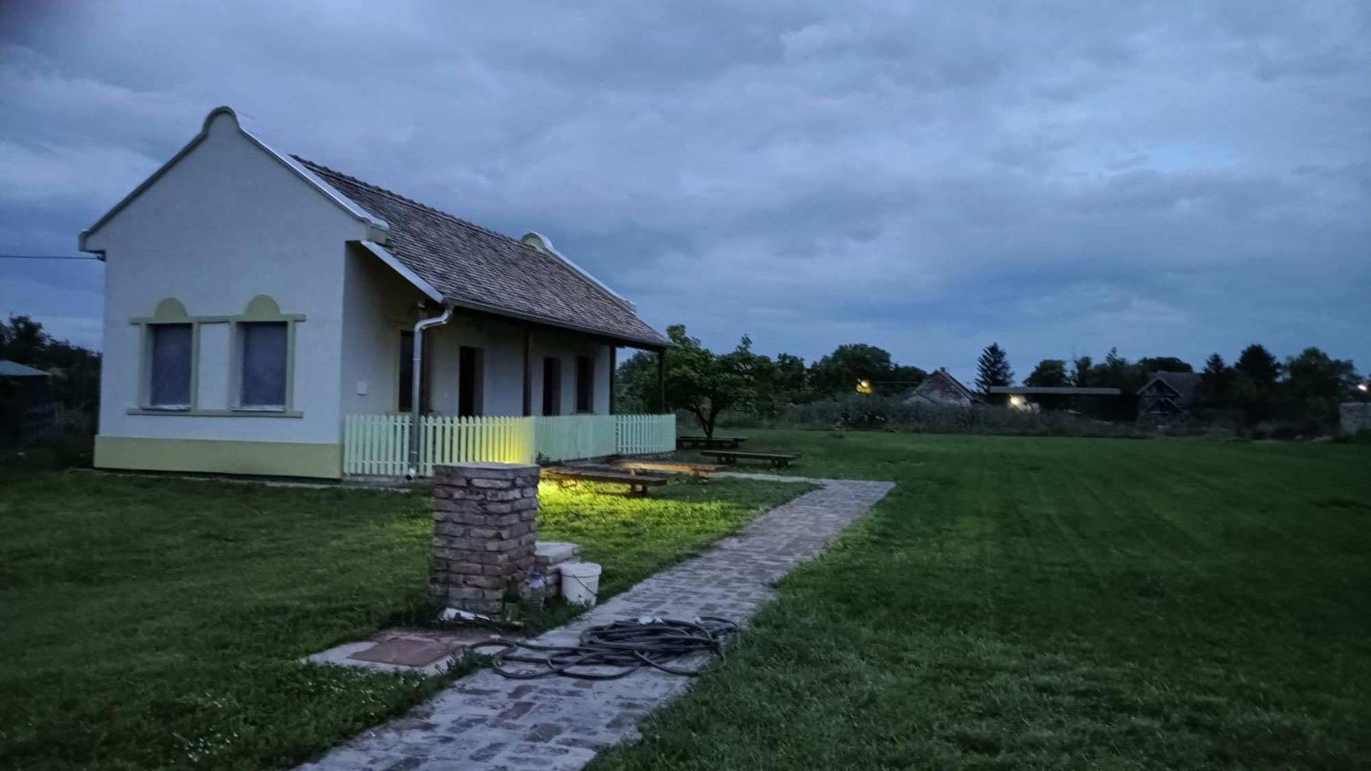 Villa Diiva Curug Extérieur photo